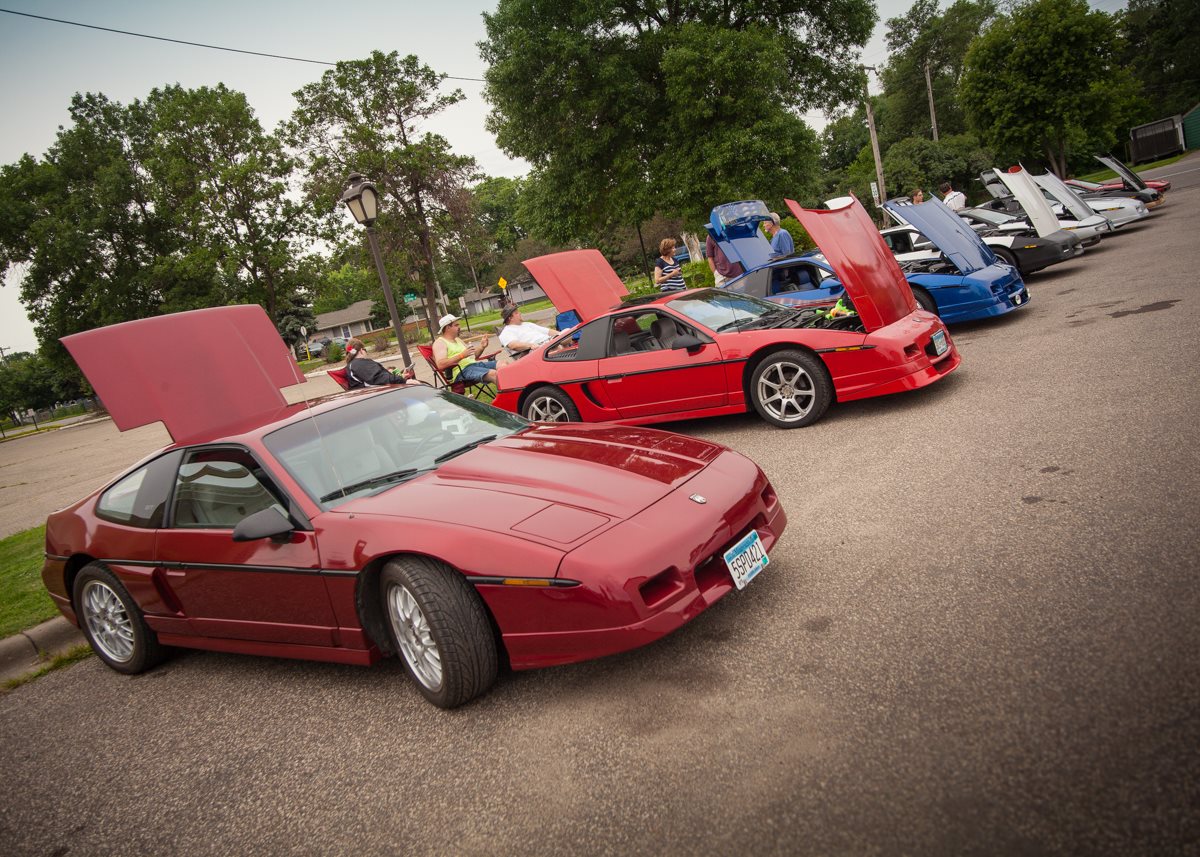 Read more about the article Minnesota Fieros Forever Show and Shine 2014